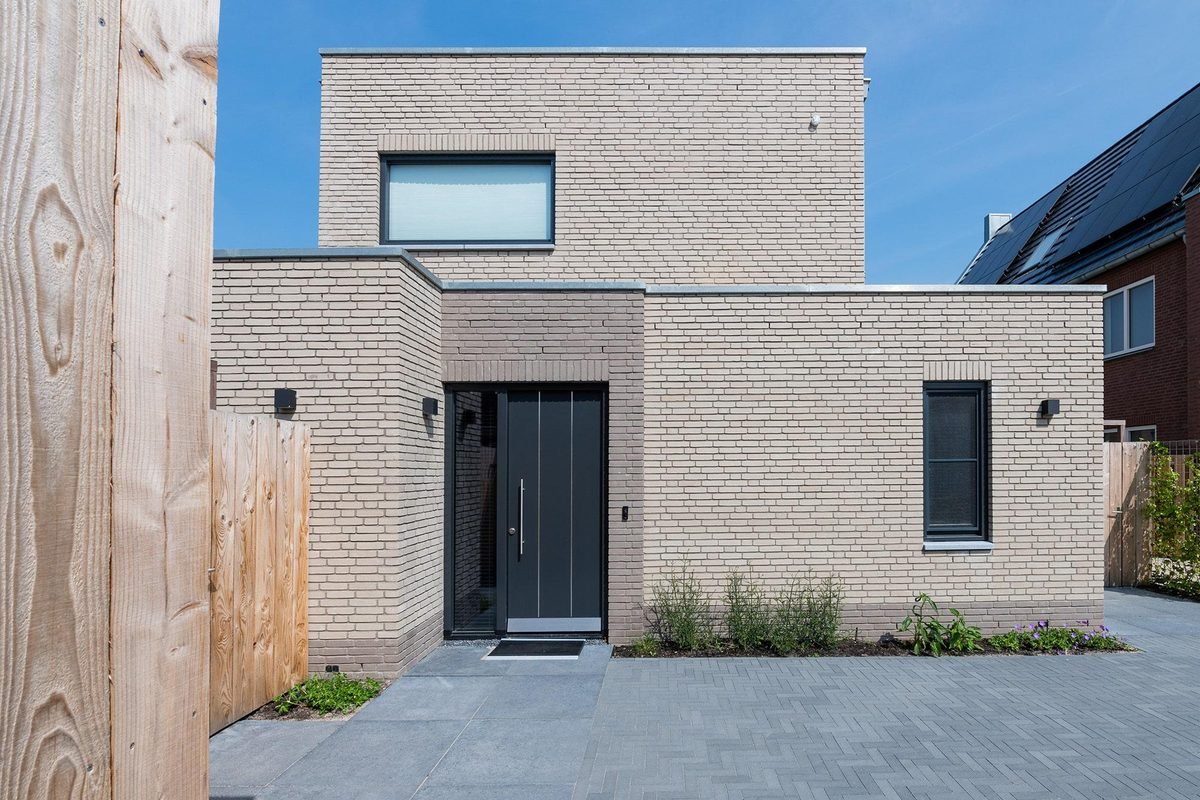 Maison contemporaine en brique claire