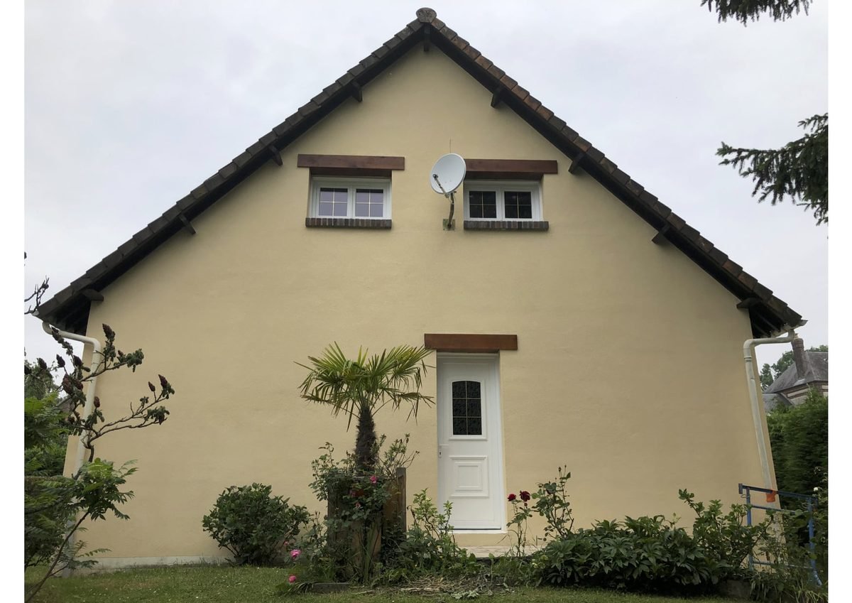 Pignon enduit d'une maison individuelle
